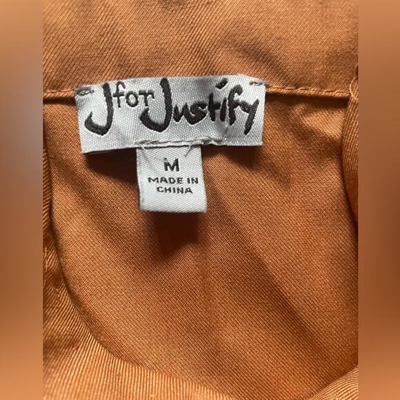 Women’s/Teen Burnt Orange Dress with a belt and pockets Size Medium - Picture 5 of 8